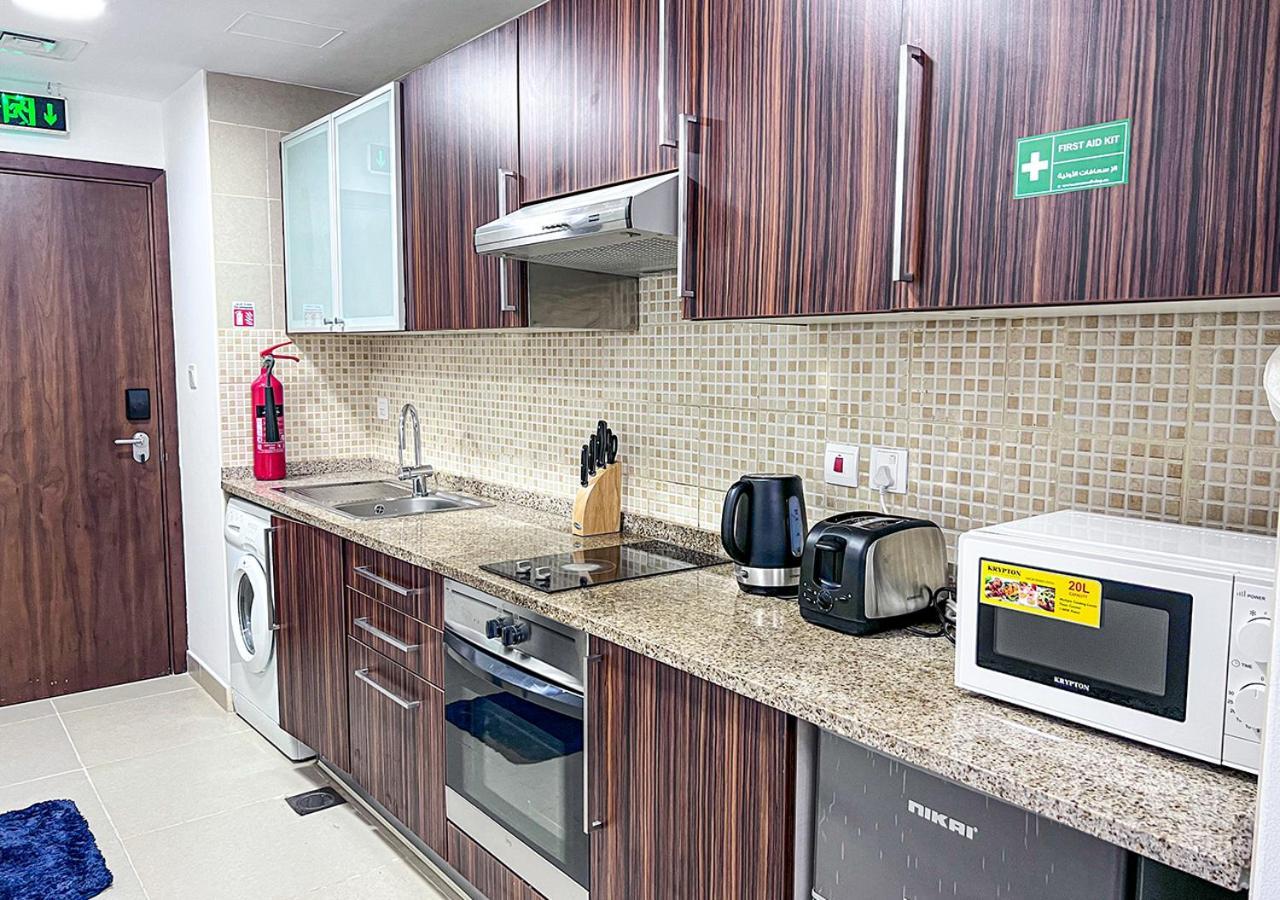 Cosmos Living Modern Studio Near Dubai Marina מראה חיצוני תמונה