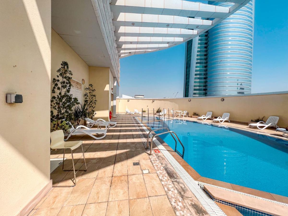 Cosmos Living Modern Studio Near Dubai Marina מראה חיצוני תמונה