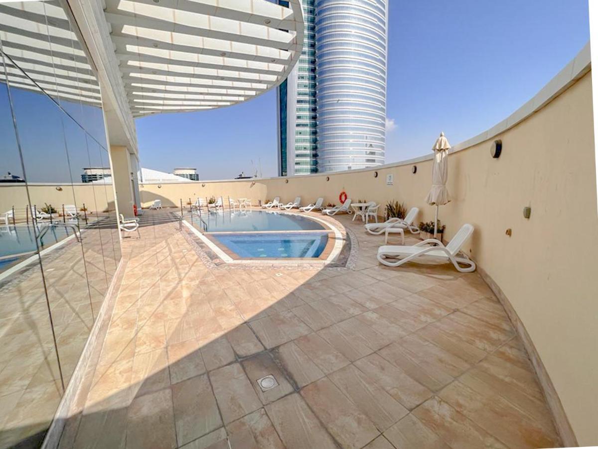 Cosmos Living Modern Studio Near Dubai Marina מראה חיצוני תמונה